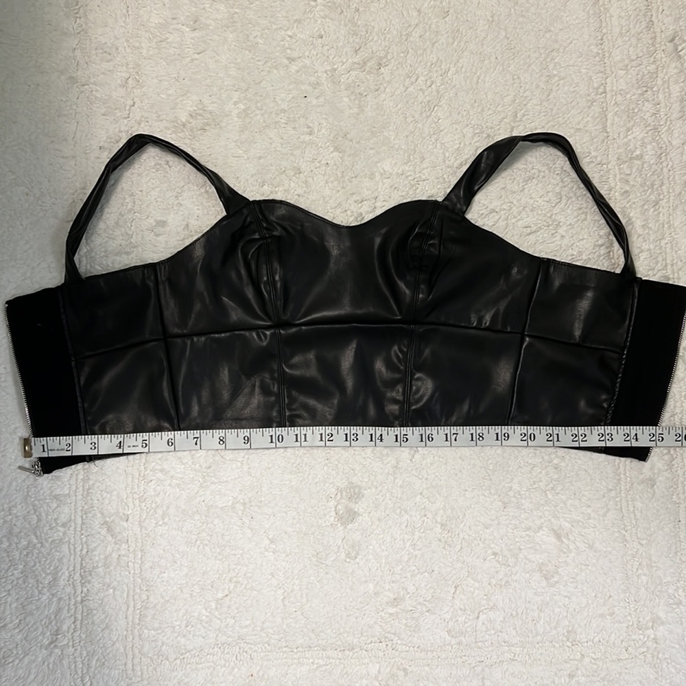 Dynamite leather top - Picture 5 of 7